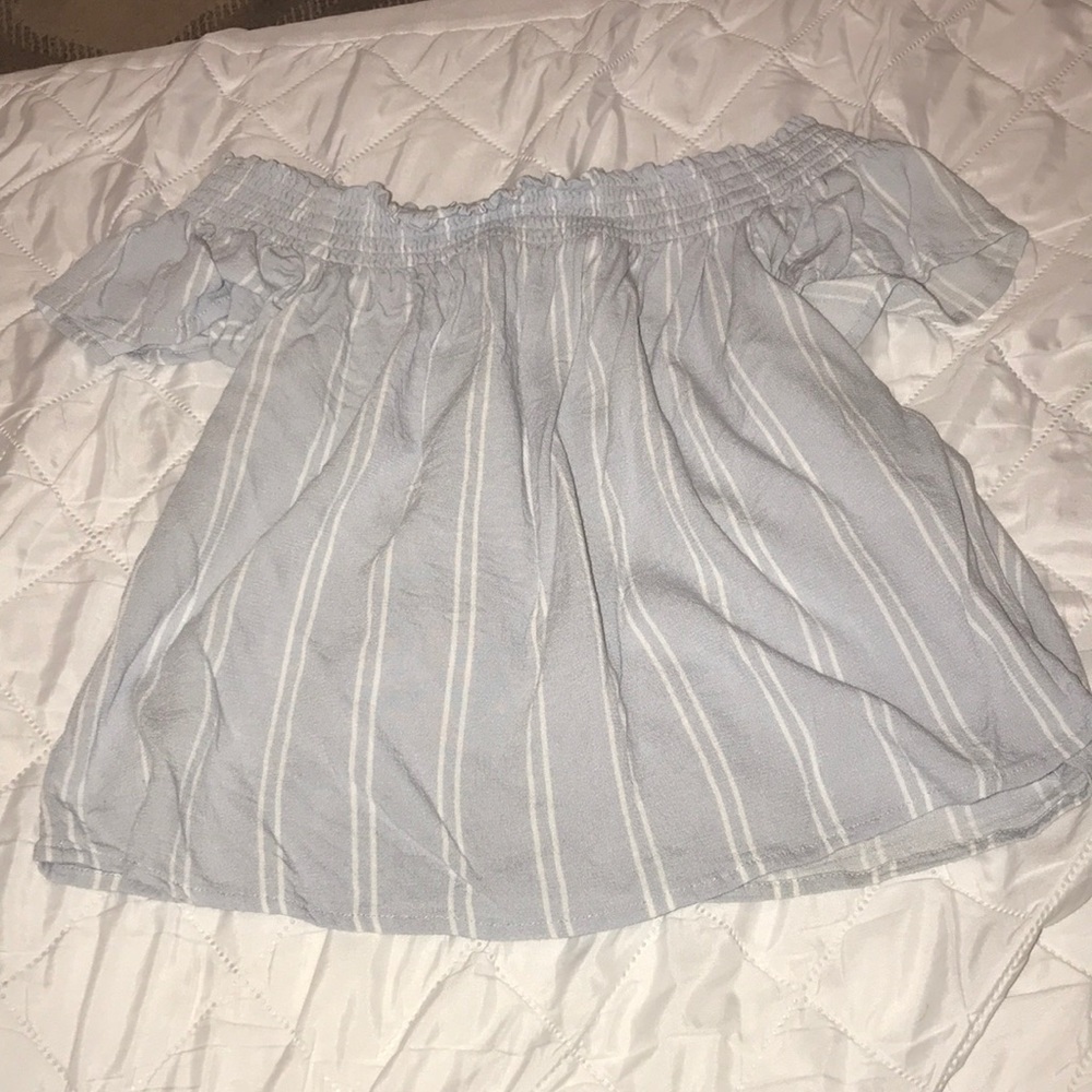 Kendall & Kylie off the shoulder baby blue top